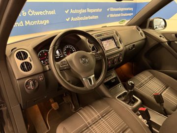 Volkswagen Tiguan - 9