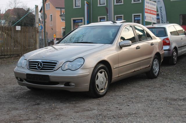 Mercedes-Benz C 180 2.0 CLASSIC AUTO Klima Schiebedach