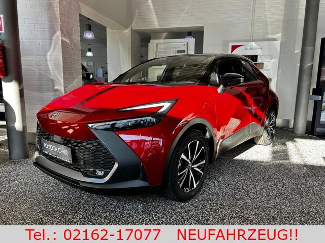 Toyota C-HR 2.0 Plug-In Hybrid 2x4 NG Team Deutschland,