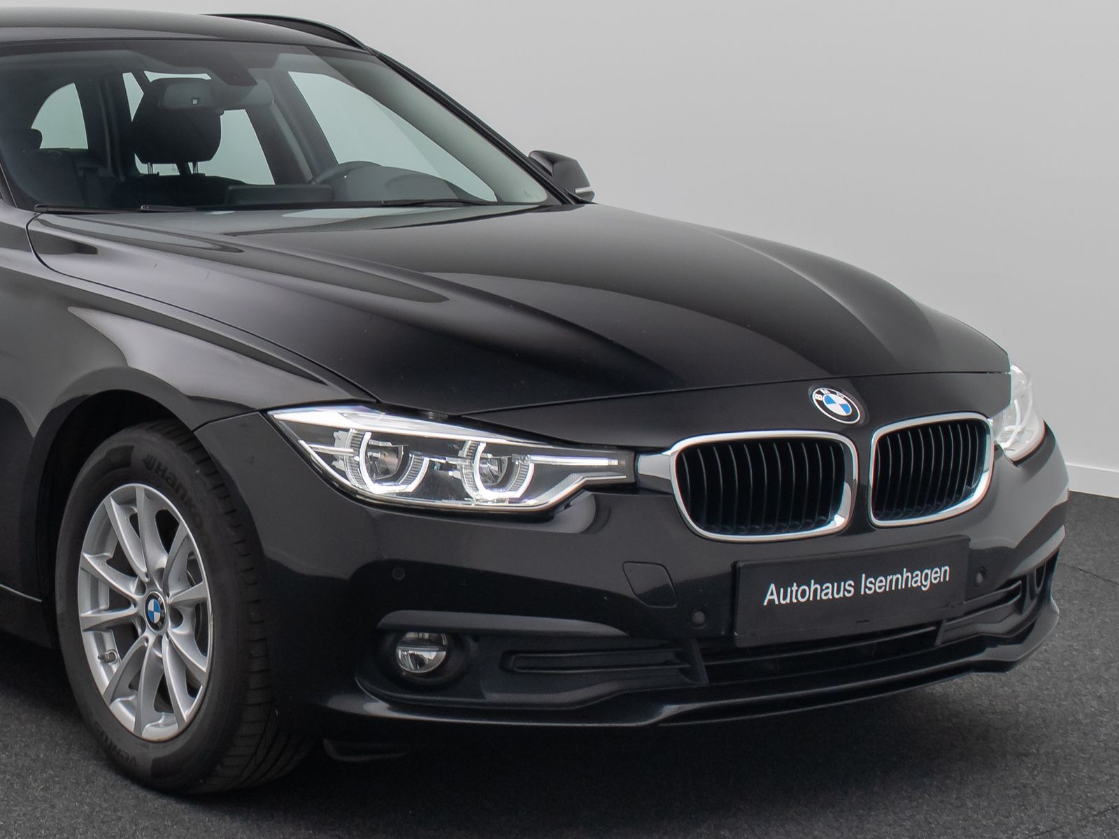 Fahrzeugabbildung BMW 318d NaviPro WLANLordos PDC LED Komfort Alarm