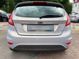 Ford Fiesta Titanium 1.25 Liter **5 TÜR*82PS*PDC*SHZ* - Ford Fiesta aus 2011: Titanium