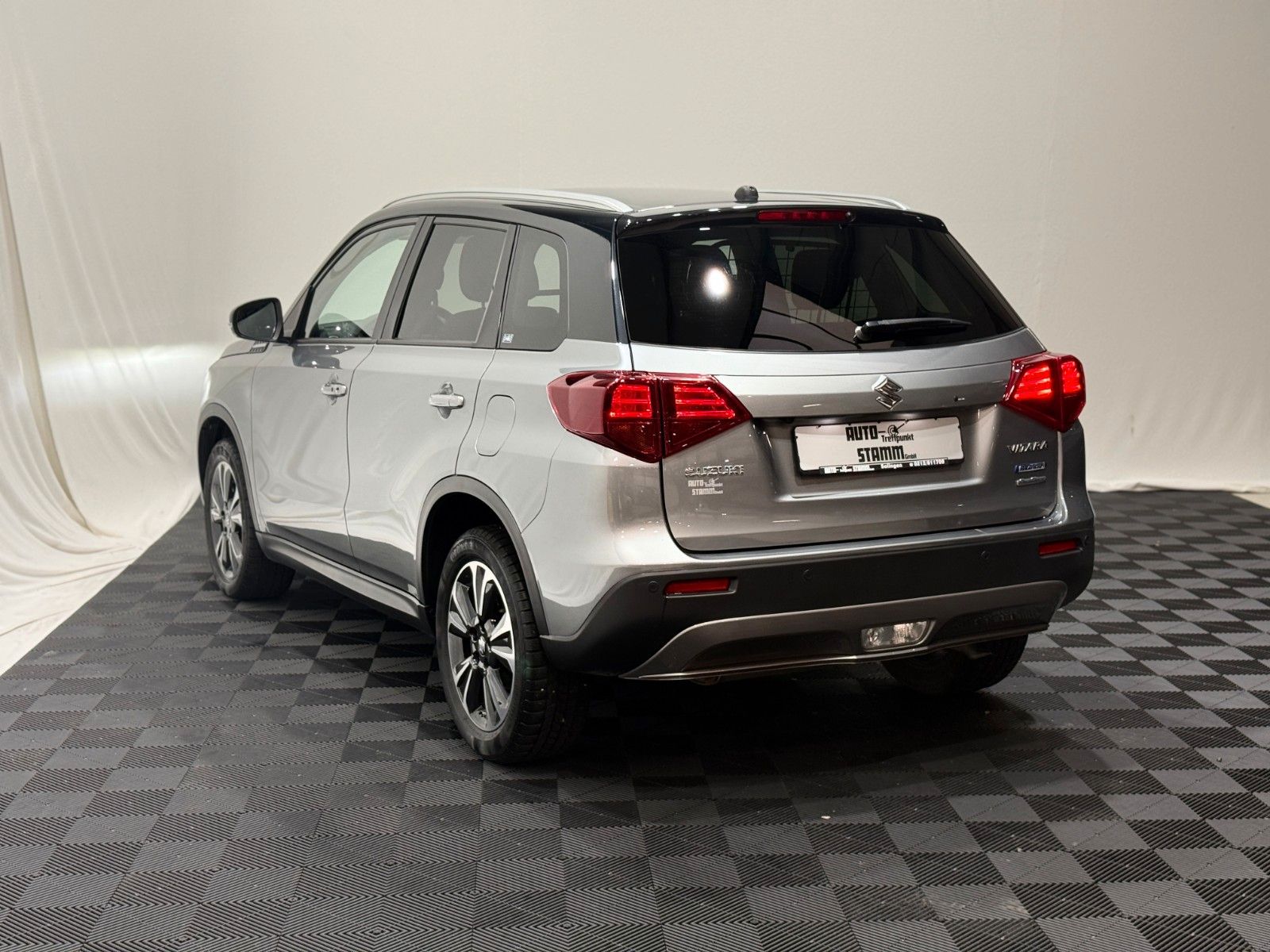 Fahrzeugabbildung Suzuki Vitara 1.4 BOOSTERJET Hybrid Comfort+ 4x4 Autom.