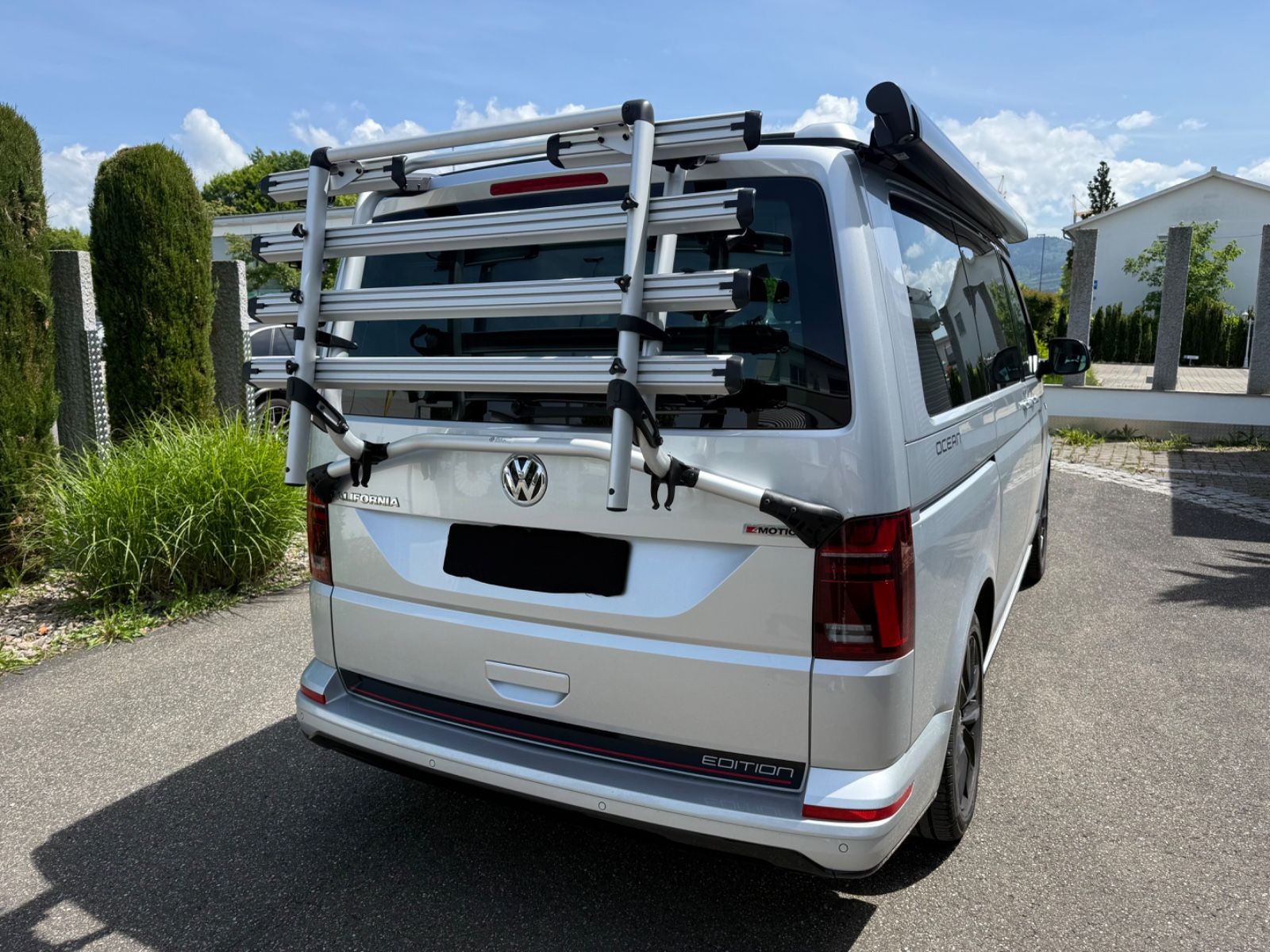 Volkswagen T6.1 California Edition Red . 2 foto 14