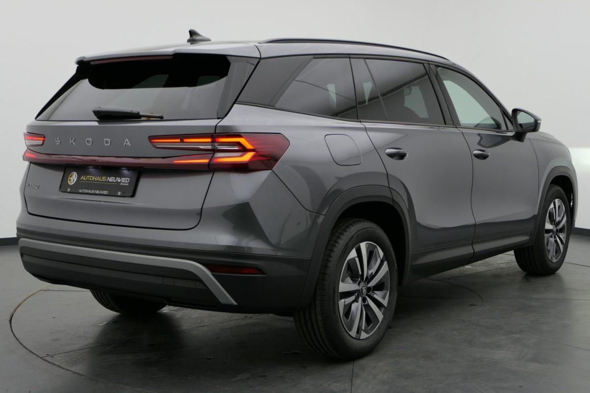 Skoda Kodiaq 1.5 TSI DSG+7SITZ+STANDHZ+CAM+MATRIX+NAV+