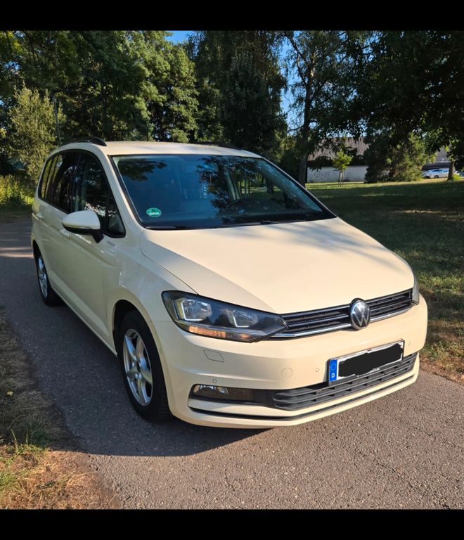 Image of Volkswagen Touran