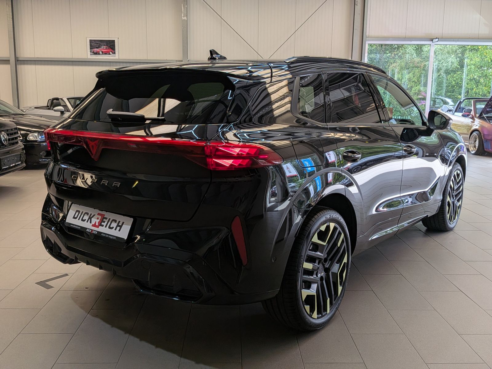 Fahrzeugabbildung CUPRA Terramarr 1.5 eTSI Tribe Sennh Matrix HUD AHK 20