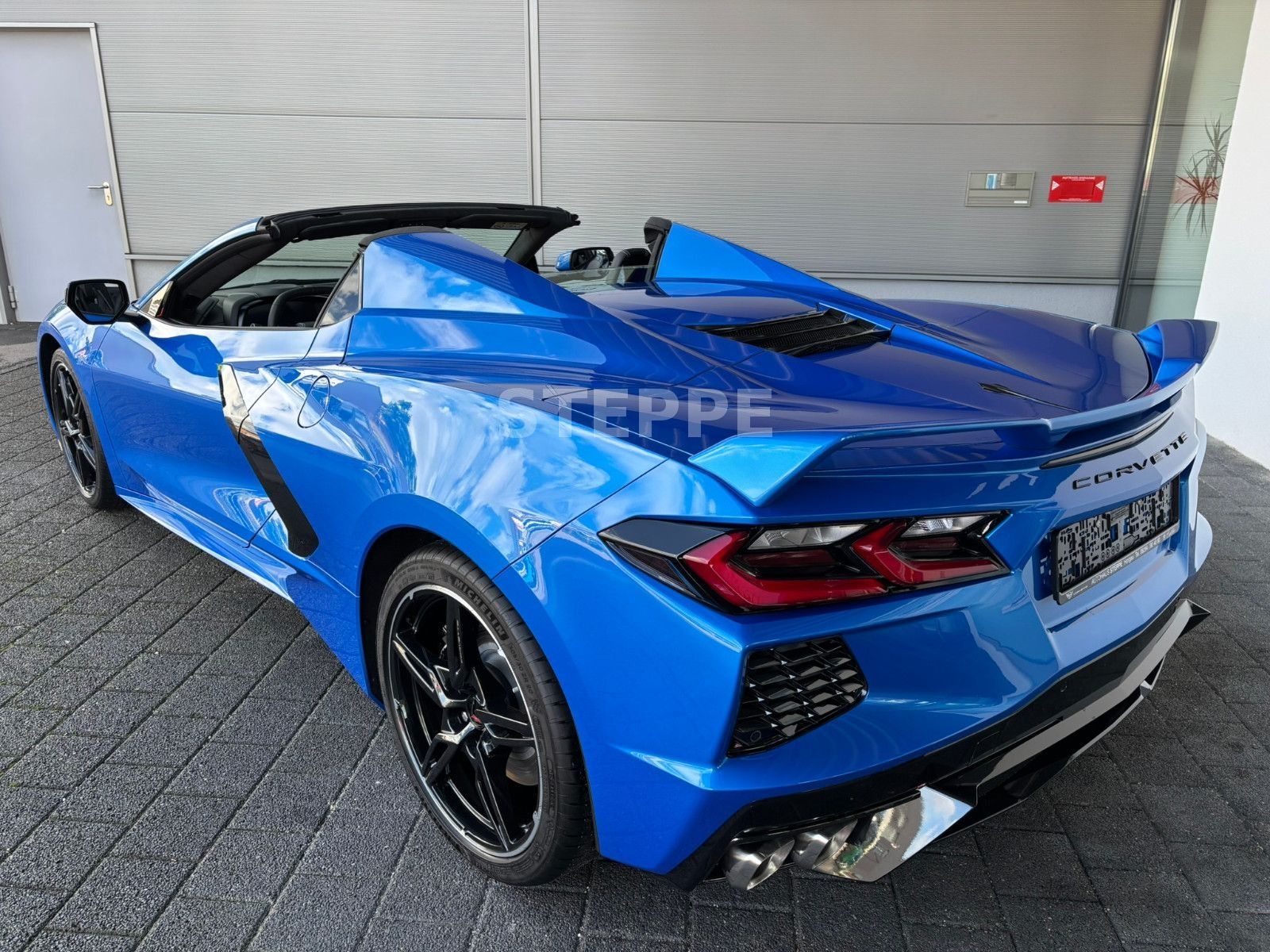 Corvette C8 Stingray Convertible 3LT Europamodell STEPPE
