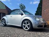 Volkswagen New Beetle Cabrio Freestyle 1,6 - Volkswagen New Beetle: Freestyle