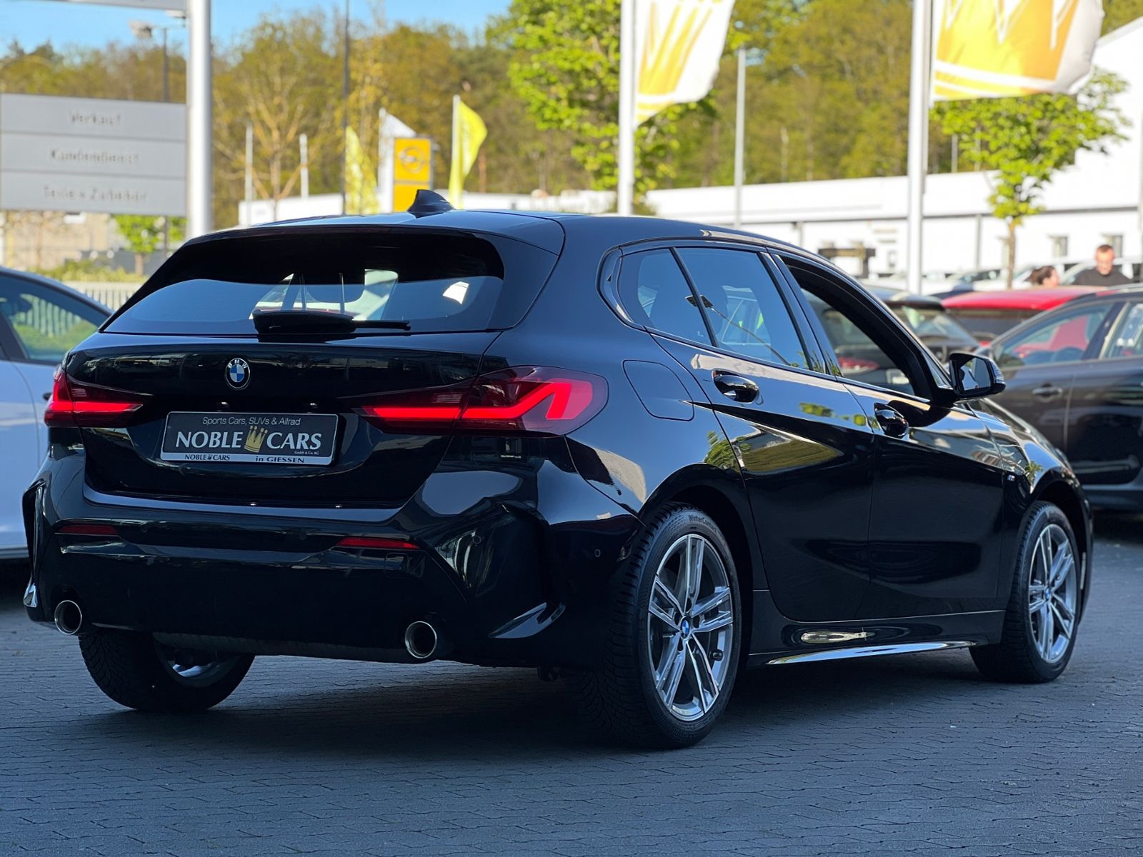 Fahrzeugabbildung BMW 120 i M Sport PDC KLIMA LED NAVI SHZ
