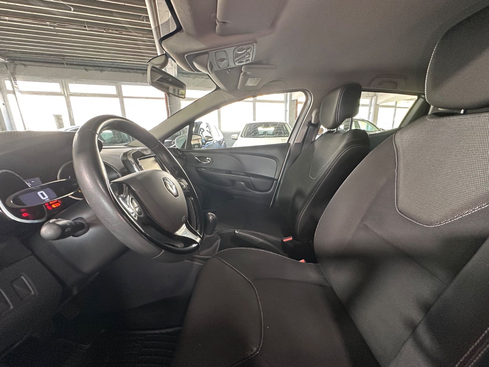 Clio IV Dynamique*NAVI*KLIMA*2.HD*ALLWE.*BLUET*H