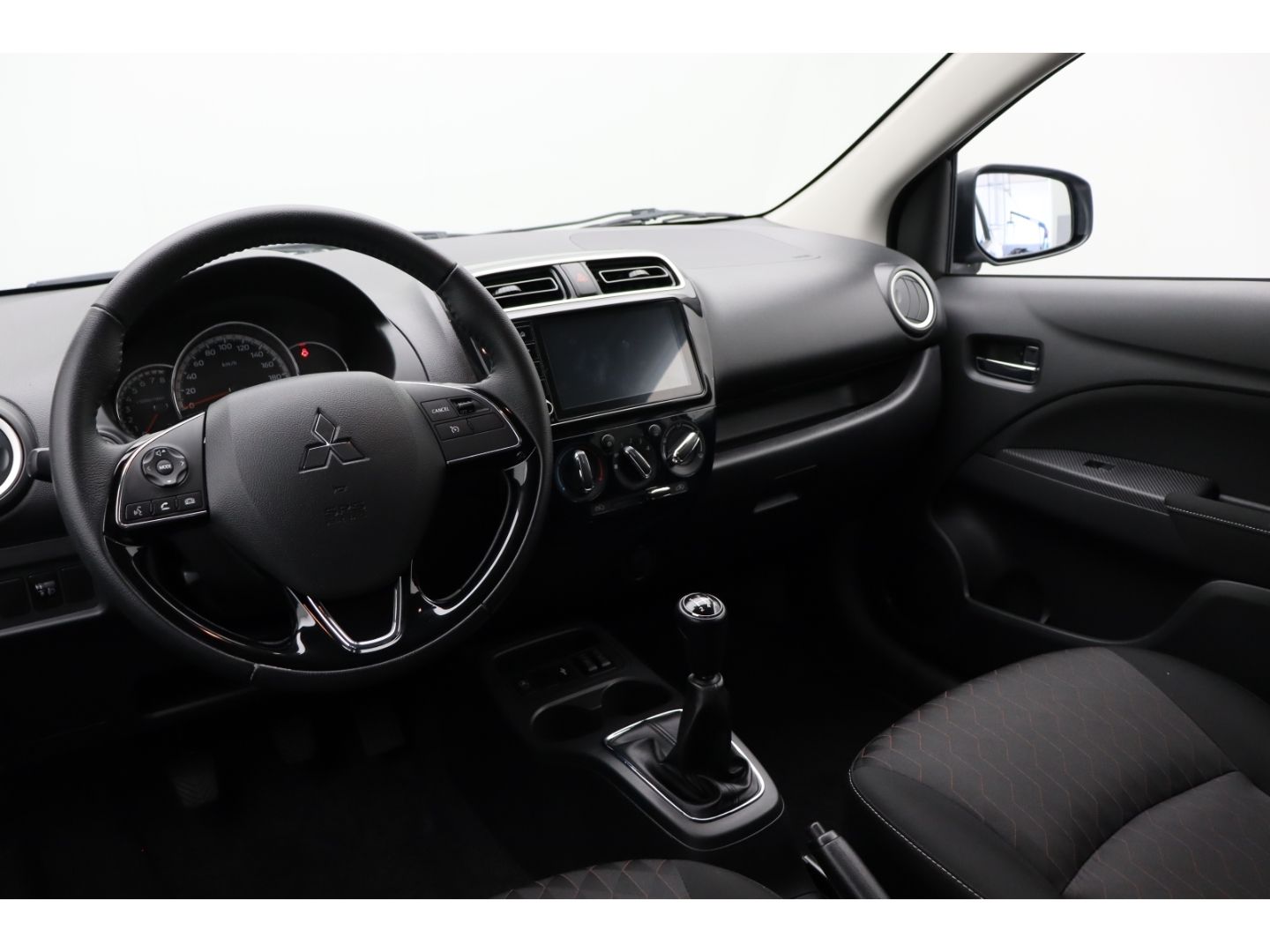 Fahrzeugabbildung Mitsubishi Space Star 1.2 Select+ AppleCP DAB Klimaanlage