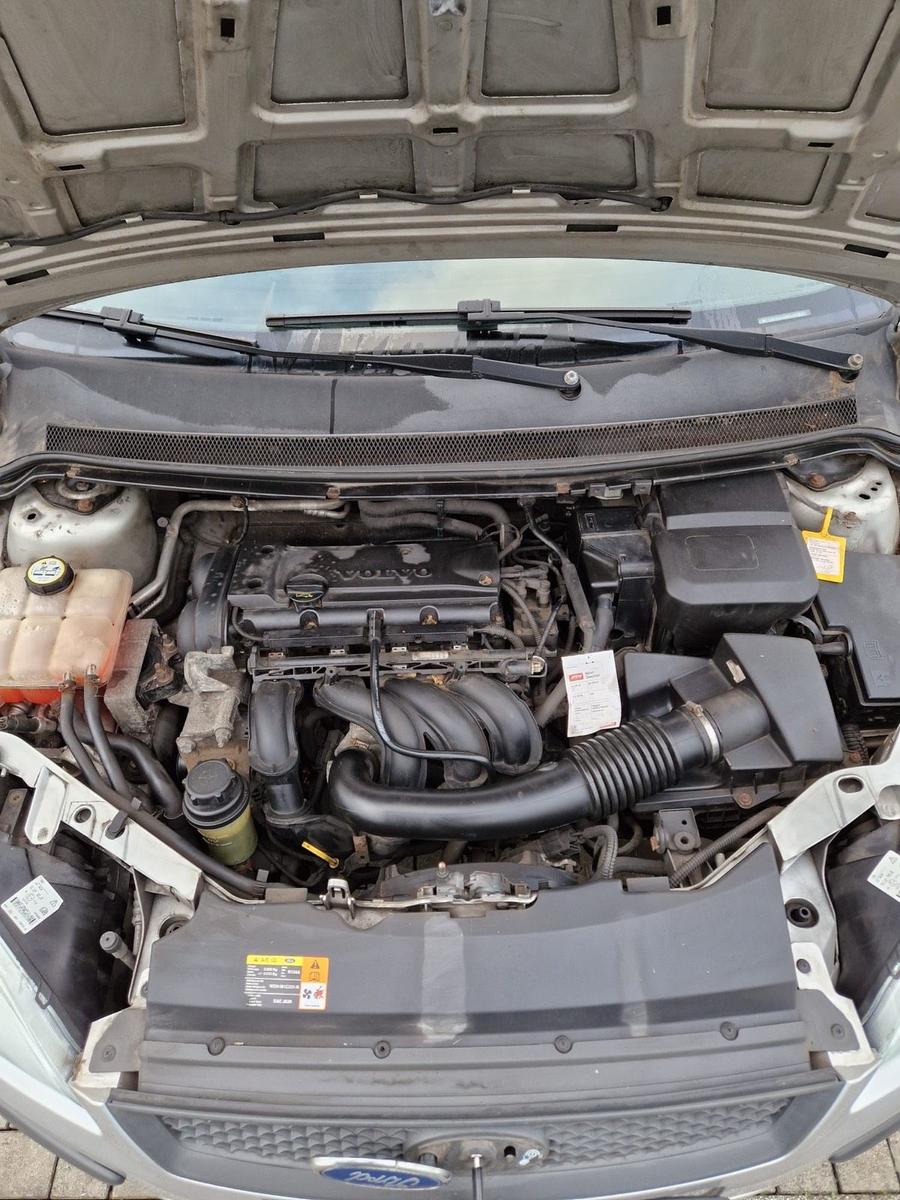 Ford Focus 2006 — photo 9