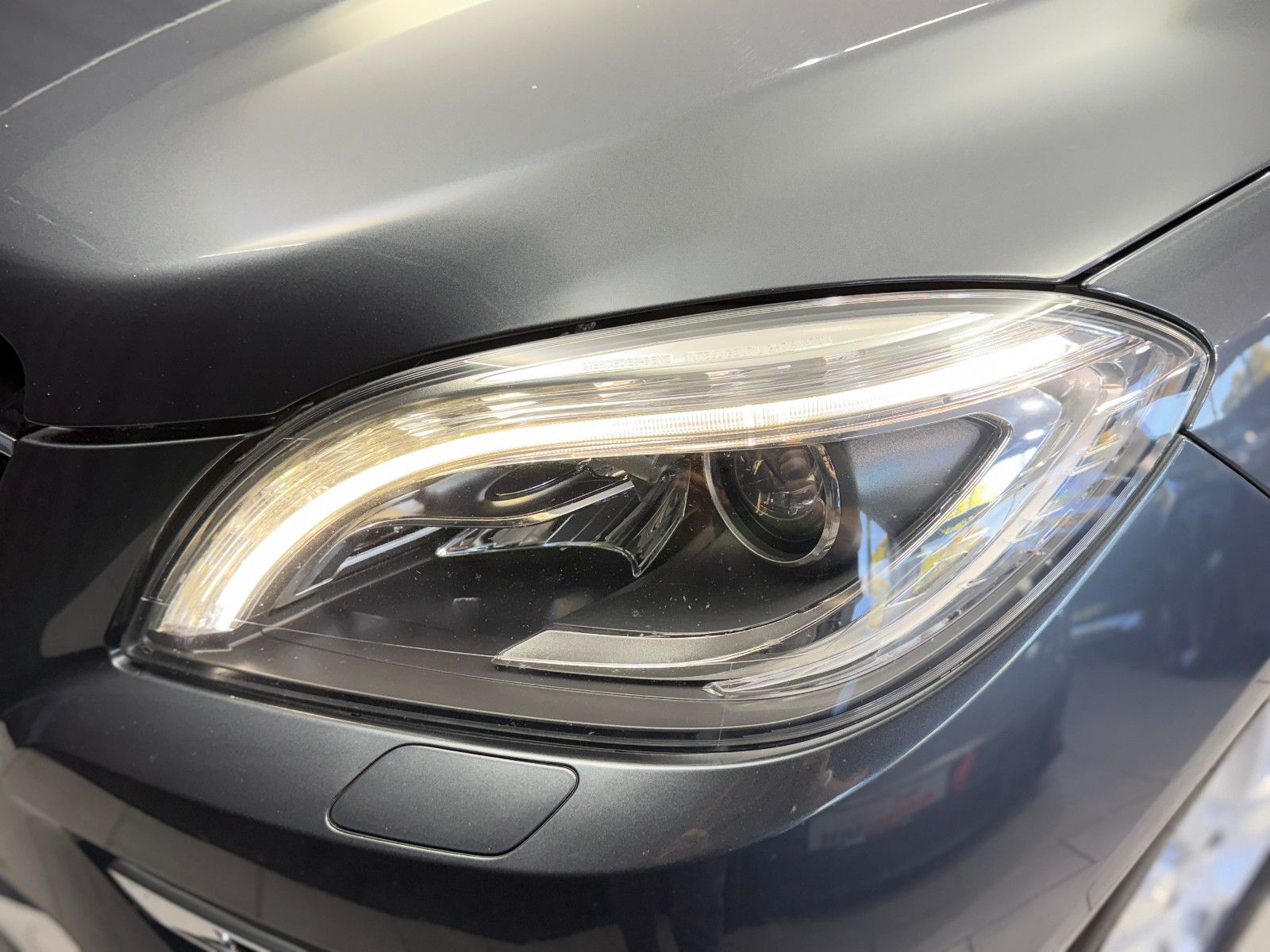 Fahrzeugabbildung Mercedes-Benz ML 350 4Matic |AHK|LUFT|PANO|U-FREI