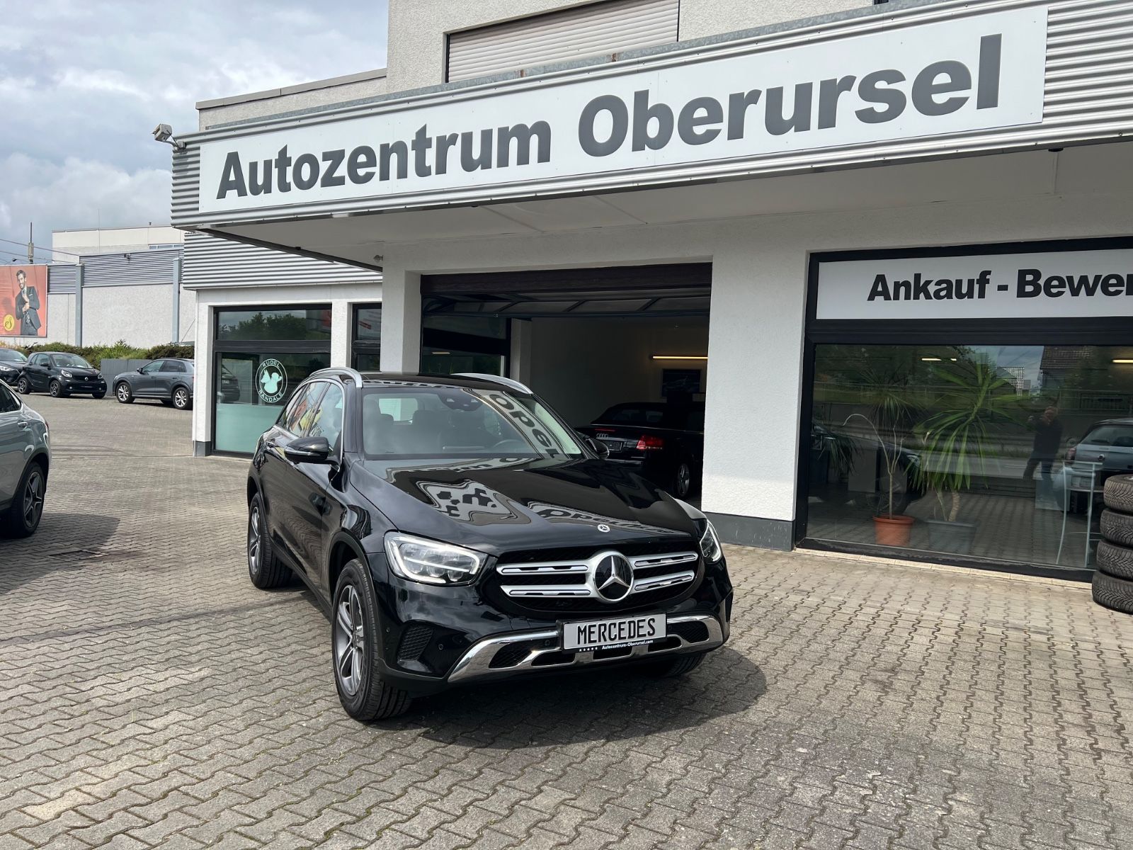 MERCEDES-BENZ GLC 220d*Off-Road*Panorama*AHK*Business*Head-Up