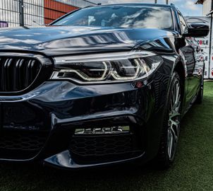 Fahrzeugabbildung BMW 540d Touring xDrive M-SPORT|KEYL|360°|AMBI|DISP