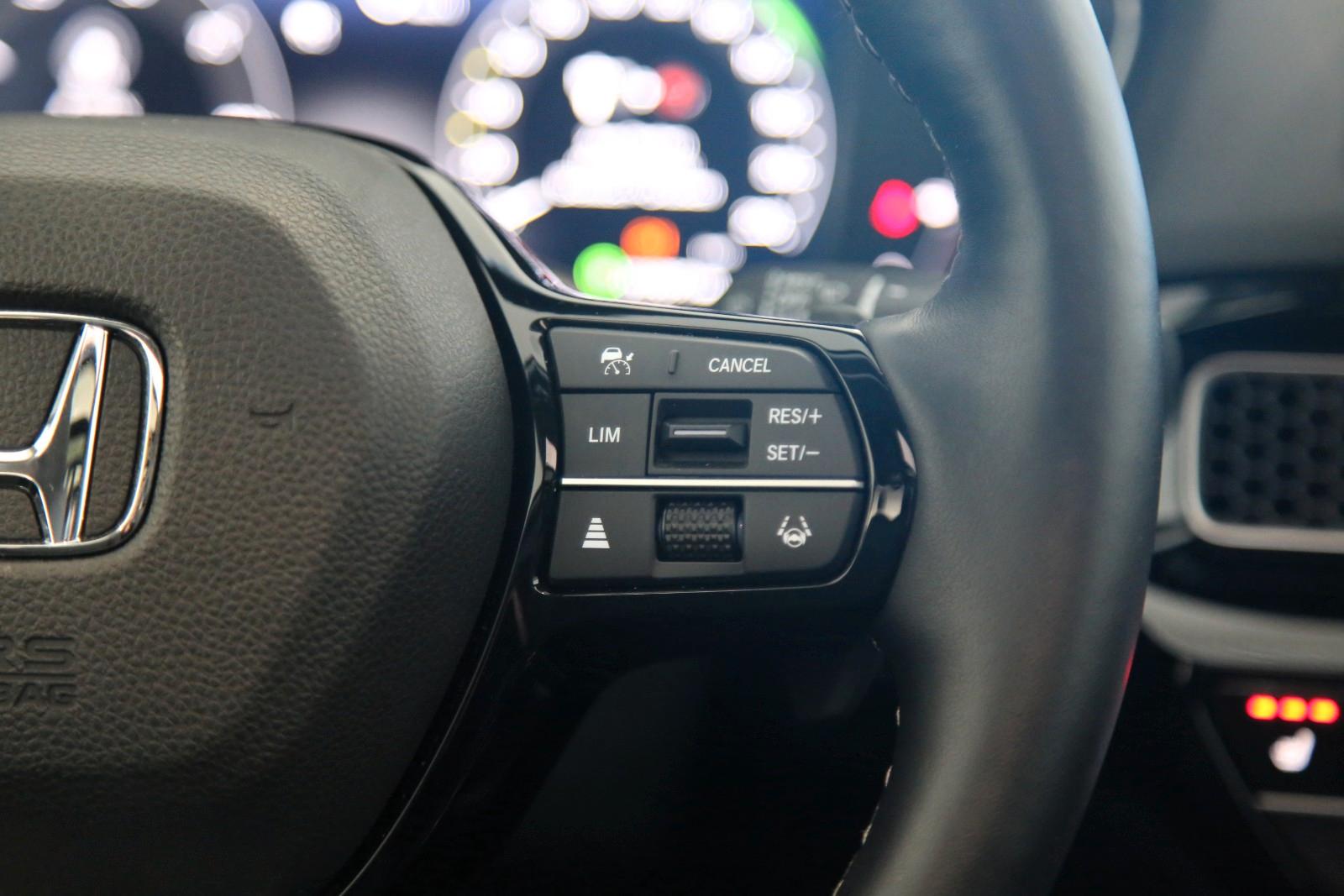 Honda Civic Lim. 5-trg. e:HEV Advance AZV Pano Bose
