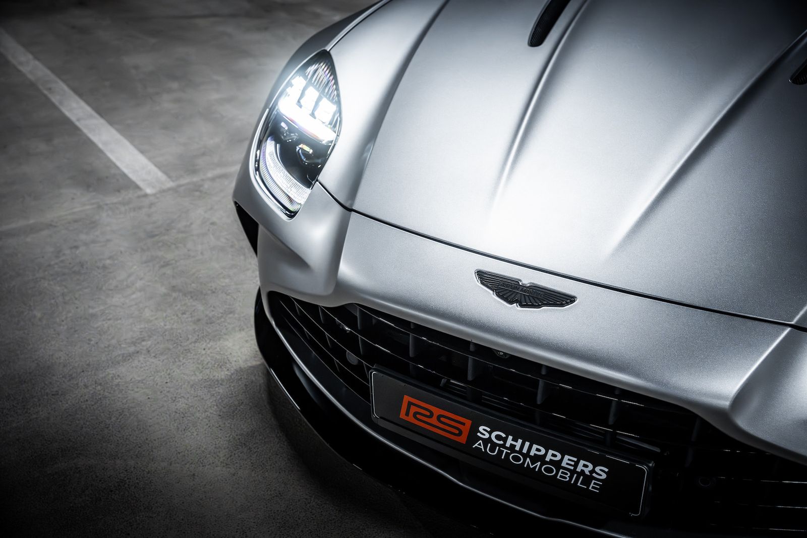 Fahrzeugabbildung Aston Martin V8 Vantage BOWERS&WILKINS|TRAUMAUTO|MY25