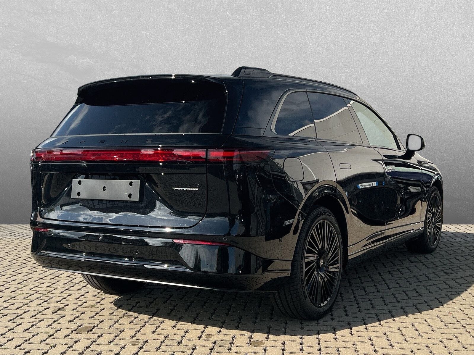 XPENG G9