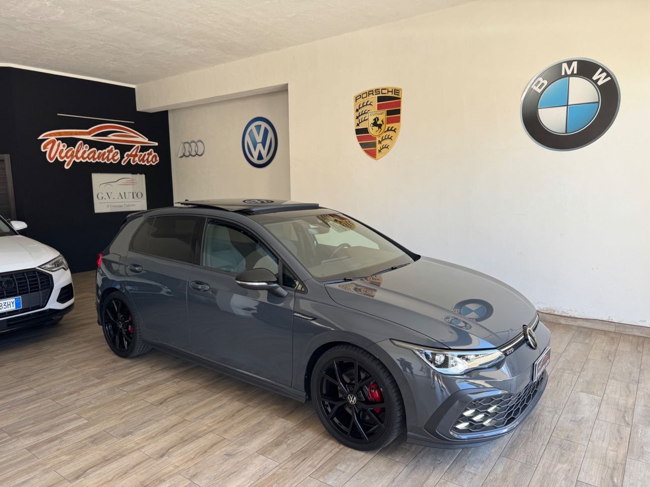 Volkswagen Golf 2.0 TDI DSG GTD
