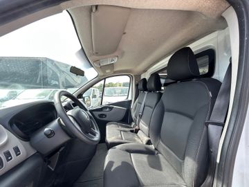 Renault Trafic - 10