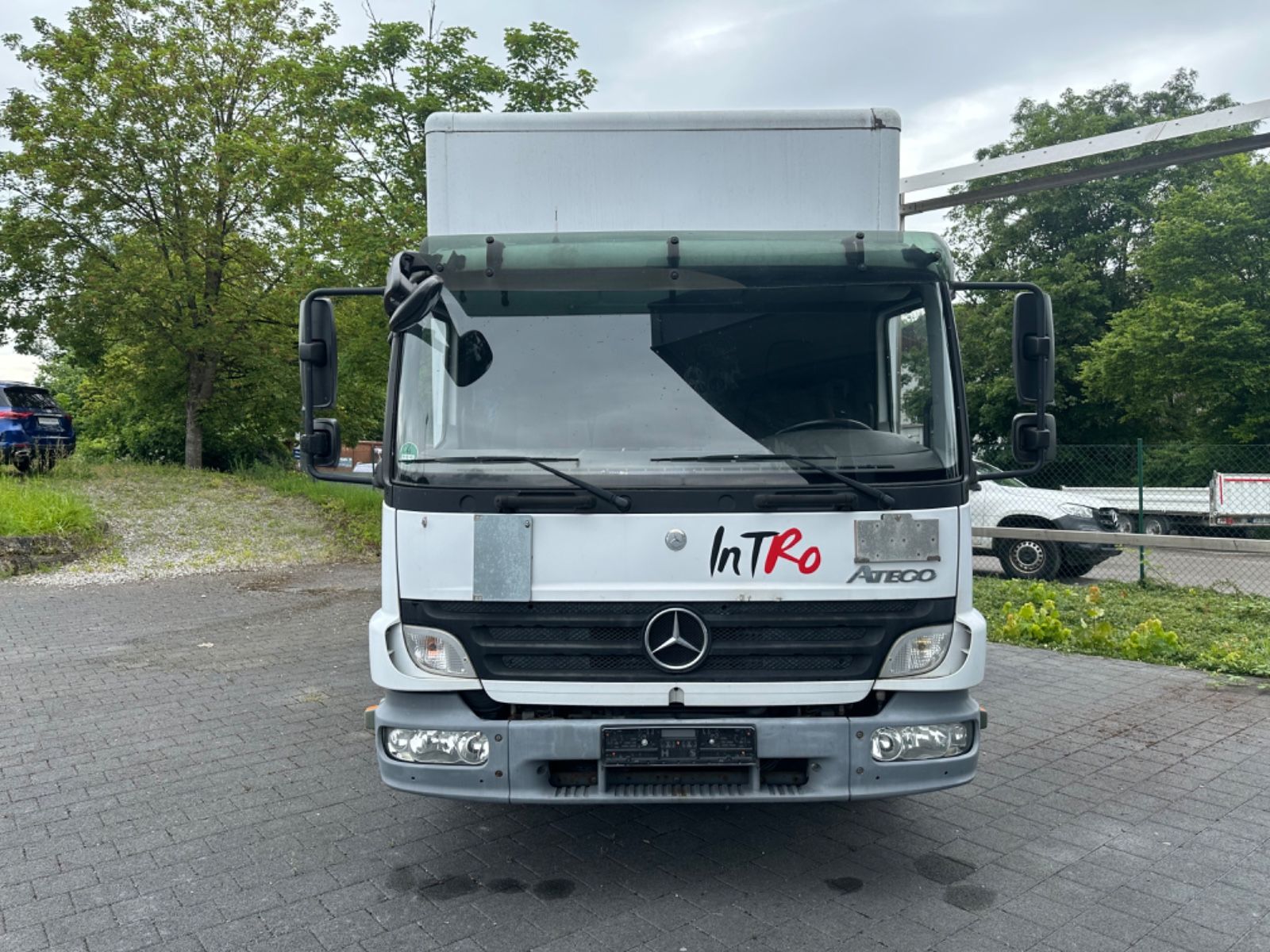 Fahrzeugabbildung Mercedes-Benz Atego 816 Koffer/Ladebordwand