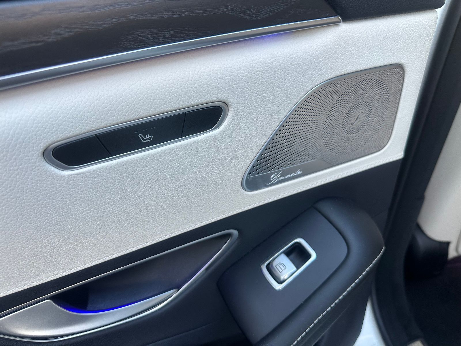 Fahrzeugabbildung Mercedes-Benz S 560 4MATIC*AMG LINE+MOD.2018*