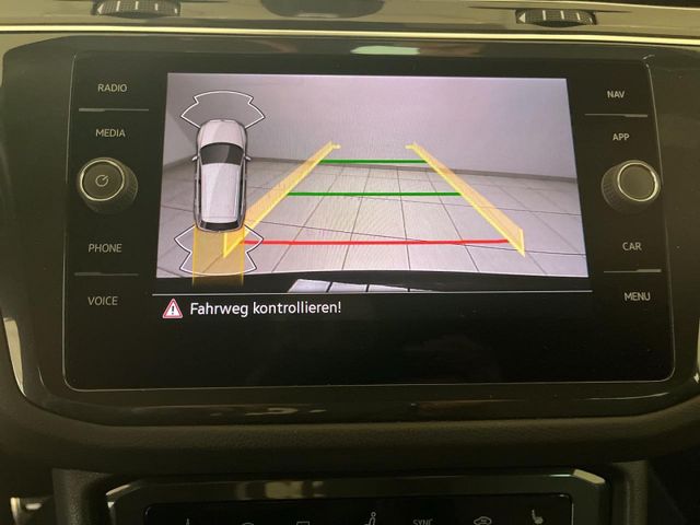 Tiguan 2.0 TDI DSG Move Bluetooth Navi LED Klima