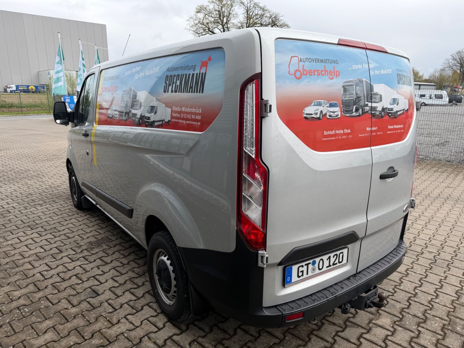 Fahrzeugabbildung Ford Transit Custom AHK 2,5 to