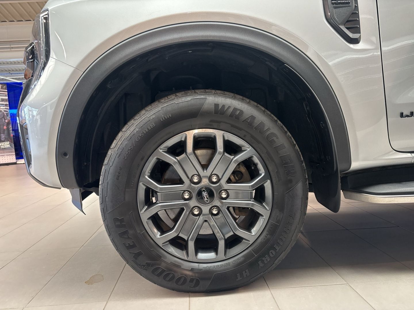 Fahrzeugabbildung Ford Ranger Wildtrak e-4WD Doppelkabine 3,5 T Anhänge
