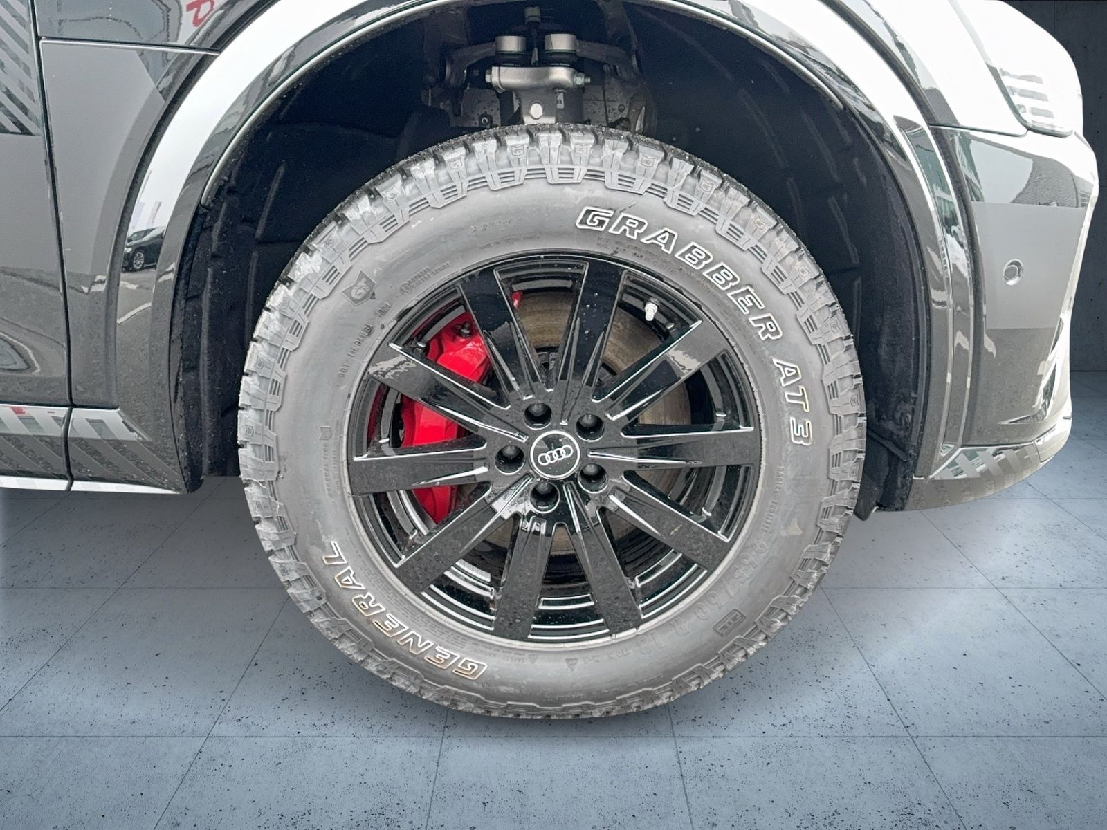 Audi Q8 e-tron - Bild 8