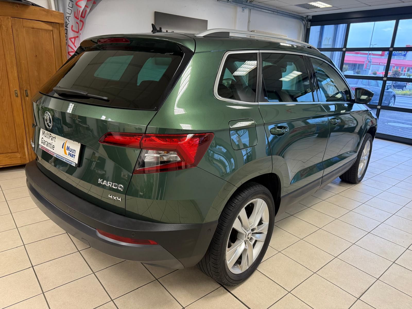 Fahrzeugabbildung SKODA Karoq Style 4x4 / AHK/ALLRAD/LED/KAMERA/LEDER