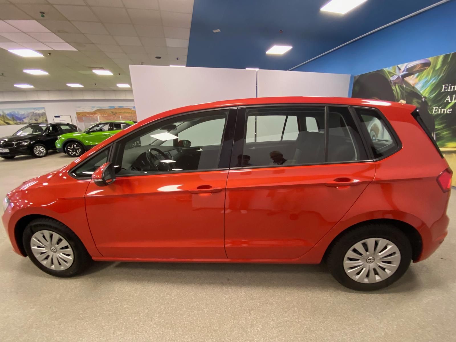 Fahrzeugabbildung Volkswagen Golf Sportsvan 1.2 TSI Trendline BMT/Start-Stopp