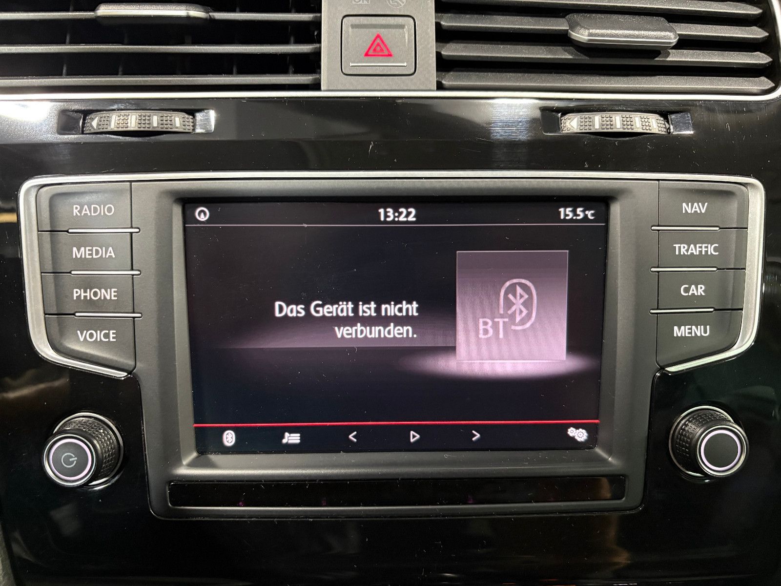 Fahrzeugabbildung Volkswagen Golf VII Lim. Allstar BMT/NAVI/PDC/SHZ/KLIMA/