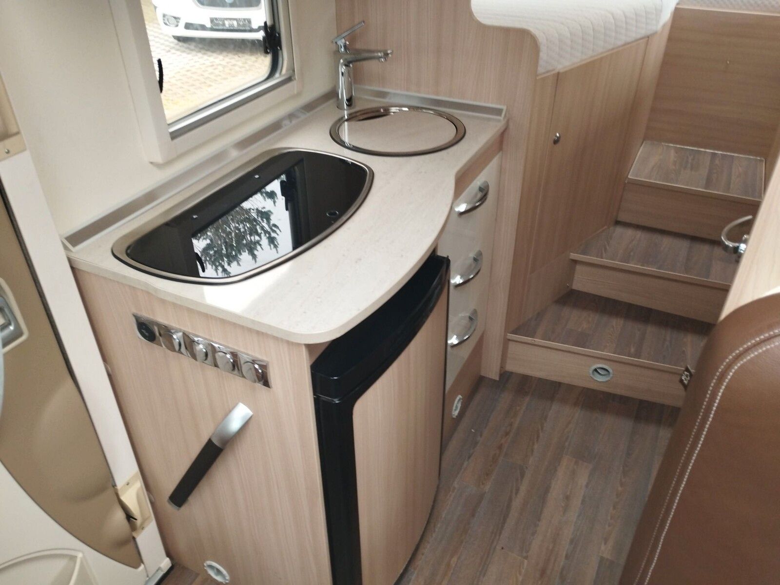 Fahrzeugabbildung Bürstner Travel Van t 620 G Markise, SAT, Lithium