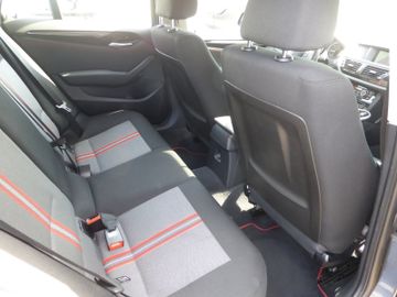 BMW X1 20 d xDrive Sport Line AHKNaviSHPDCAlu 18