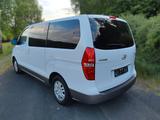 Hyundai H-1 Travel STAREX 8-fach/ TÜV NEU/ KAMERA/ SH/LH - Hyundai mit Diesel-Antrieb: Kleinbus
