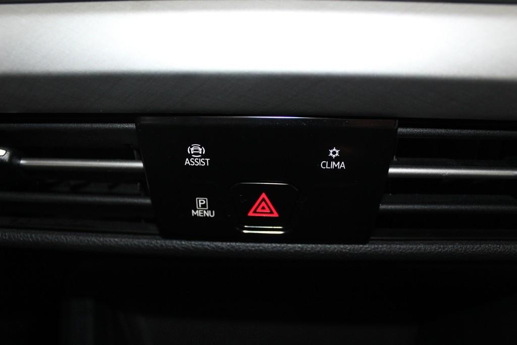 Volkswagen Golf VIII 1.5 Lim. Life 150*ACC*DAB*SZHZG*NAVI*, миниатюра 27
