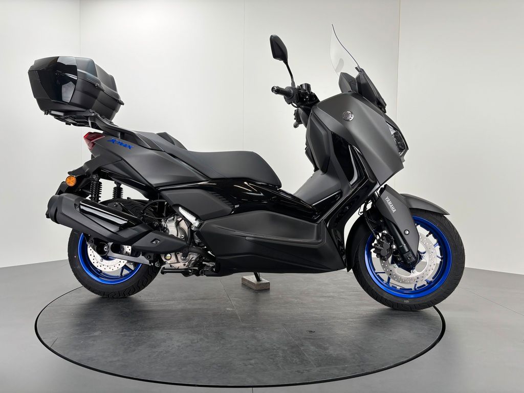 Fahrzeugabbildung Yamaha X MAX 300 *MJ 2025 MIT TOPCASE*