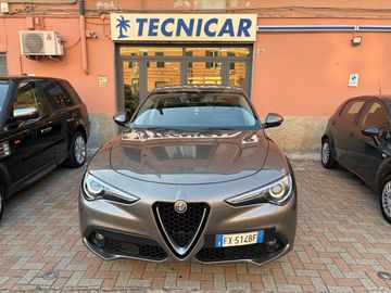 Alfa-Romeo Stelvio - 5