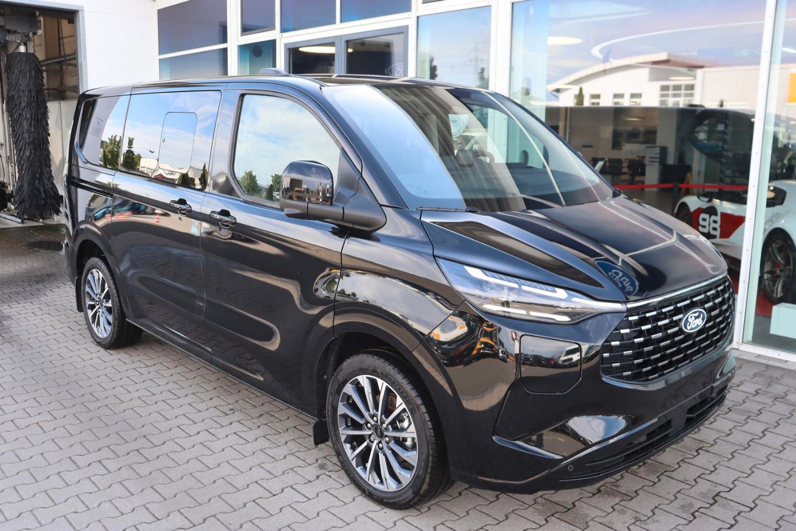 Ford Tourneo Custom Titanium X 2.5l PHEV AHK 0,0%FIN* imagem 2