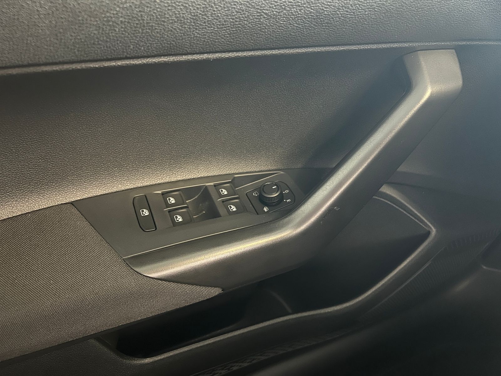 Fahrzeugabbildung Volkswagen Taigo Life 1.0 TSI DSG *Matrix,LED,ACC,Kamera,17