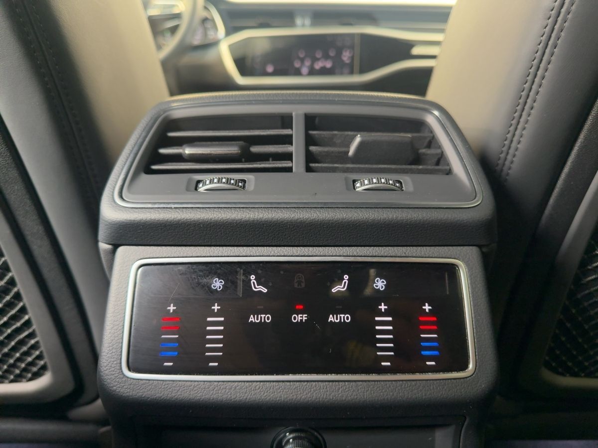 Audi A7 - Bild 14