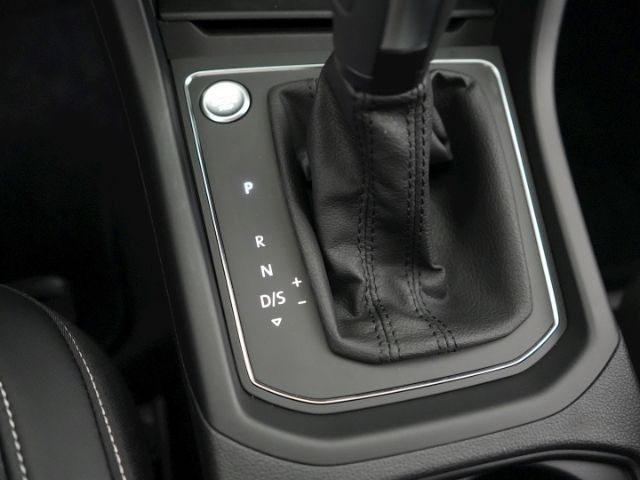 Touran COMFORTLINE TDI DSG 7-SITZER+ANHÄNGERKUPP