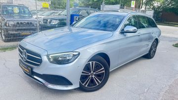 Mercedes E 220 - 1