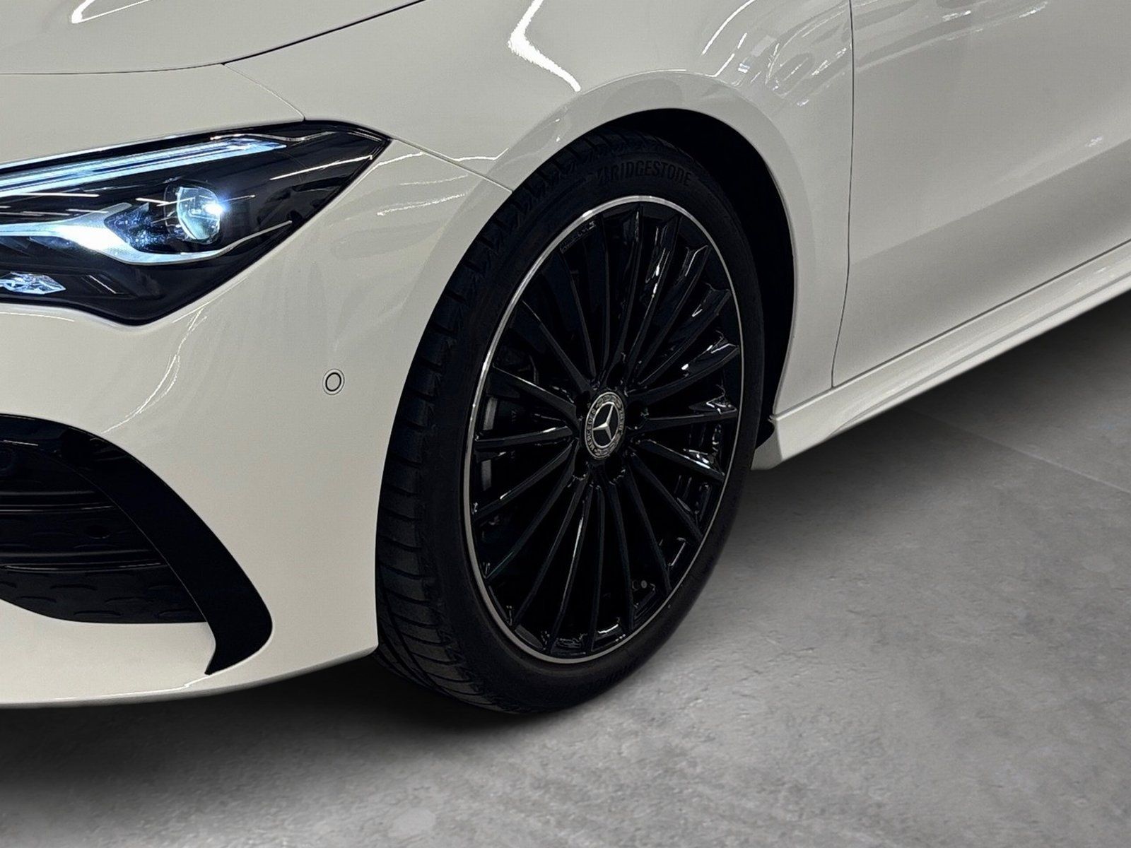 Fahrzeugabbildung Mercedes-Benz CLA 200 AMG Prem*19"*Night*Totwinkel*LED*Kamera*