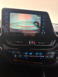 Toyota C-HR - 8