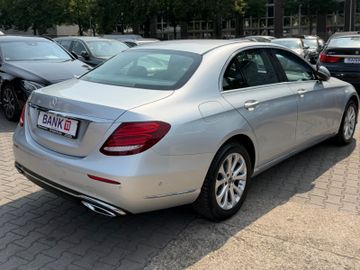 Mercedes E 220 - 5