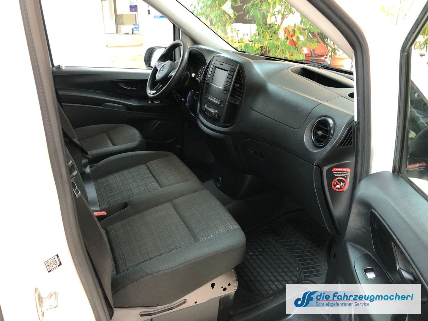 Fahrzeugabbildung Mercedes-Benz Vito Mixto 116 CDI, BT 4MATIC extralang BlueTEC