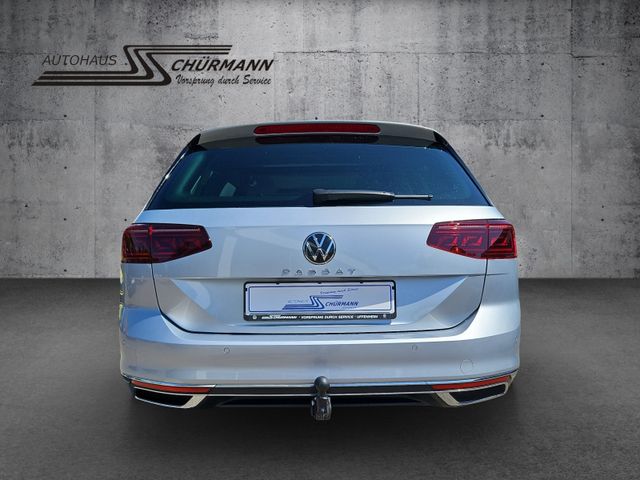 Passat Variant Elegance 2.0 TDI SCR DSG AHK RFK