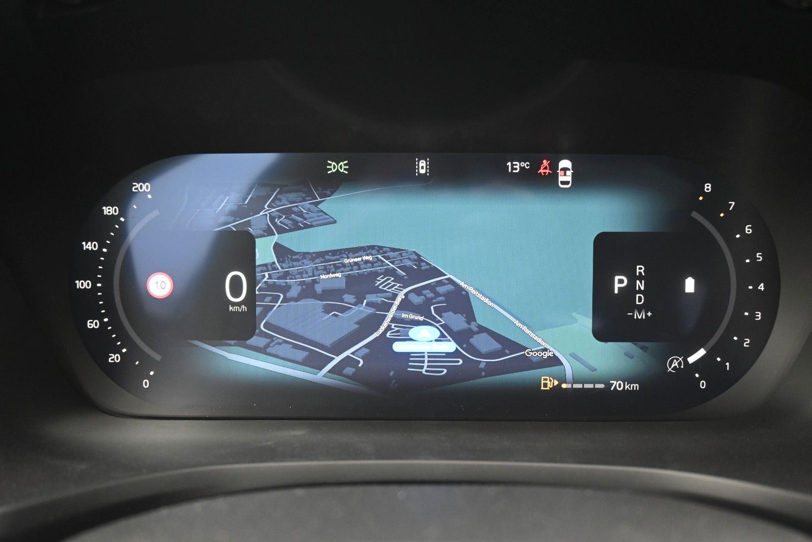 Fahrzeugabbildung Volvo V60 B4 DKG Ultra Dark*B&W*Massage*ACC*AHK*20"
